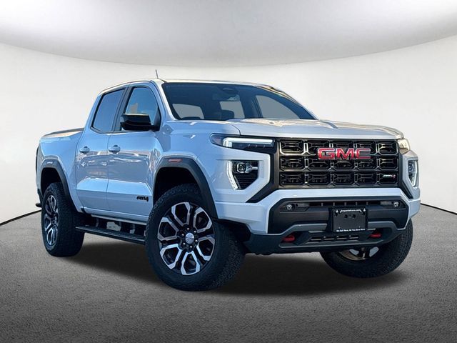 2023 GMC Canyon 4WD AT4