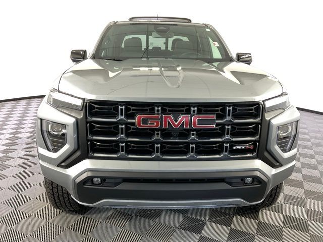 2023 GMC Canyon 4WD AT4