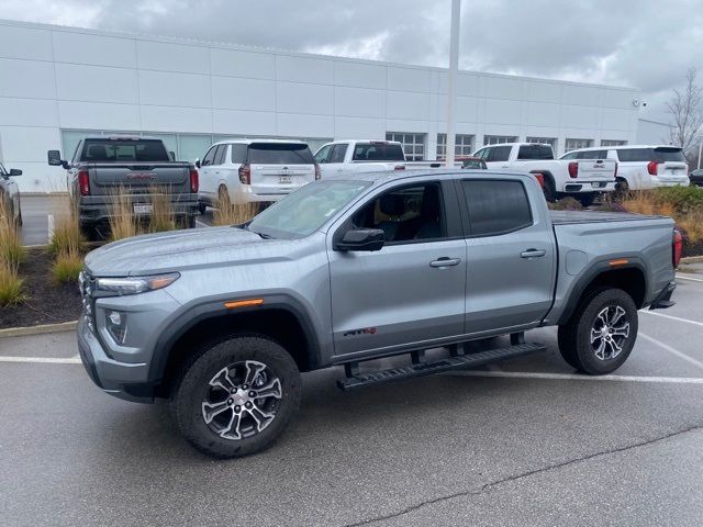 2023 GMC Canyon 4WD AT4