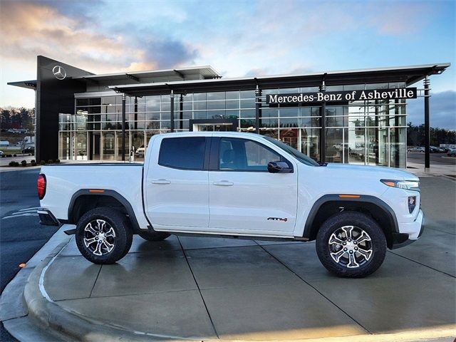 2023 GMC Canyon 4WD AT4