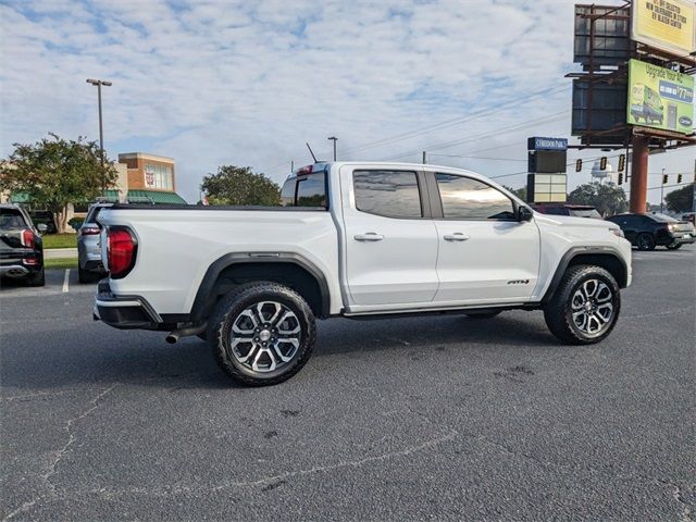 2023 GMC Canyon 4WD AT4