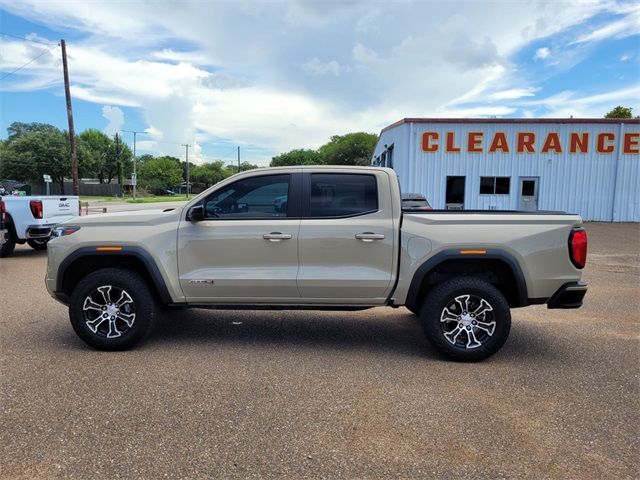 2023 GMC Canyon 4WD AT4