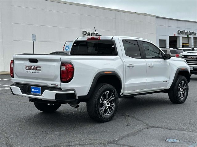 2023 GMC Canyon 4WD AT4