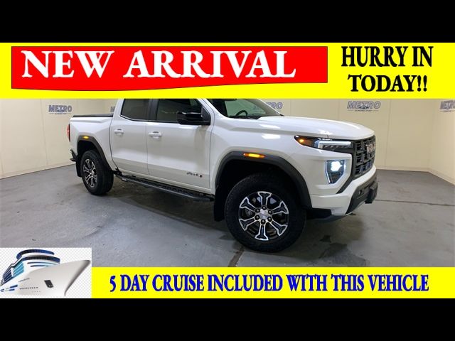 2023 GMC Canyon 4WD AT4