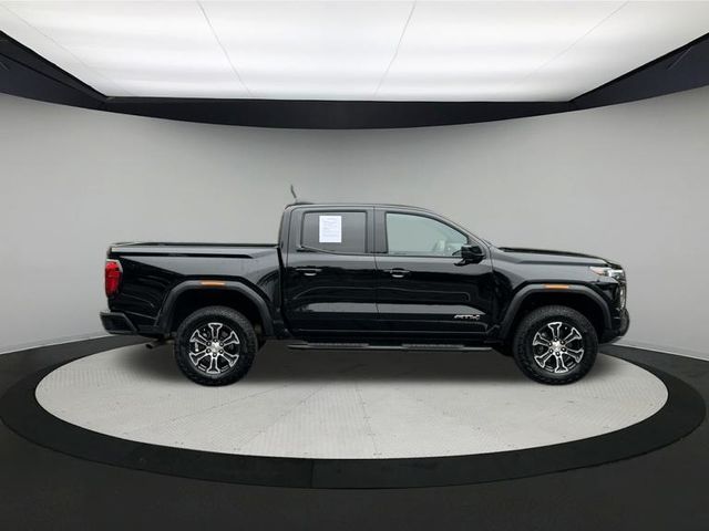 2023 GMC Canyon 4WD AT4