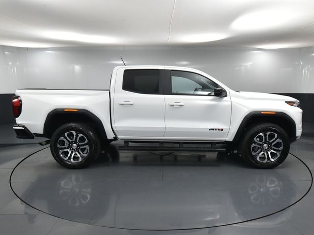 2023 GMC Canyon 4WD AT4