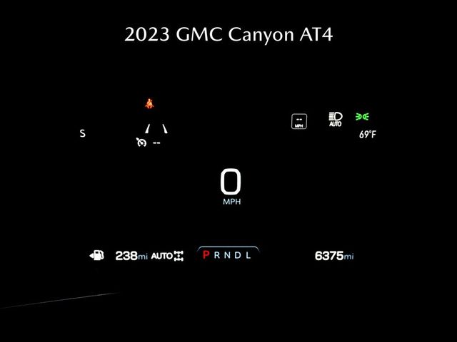 2023 GMC Canyon 4WD AT4