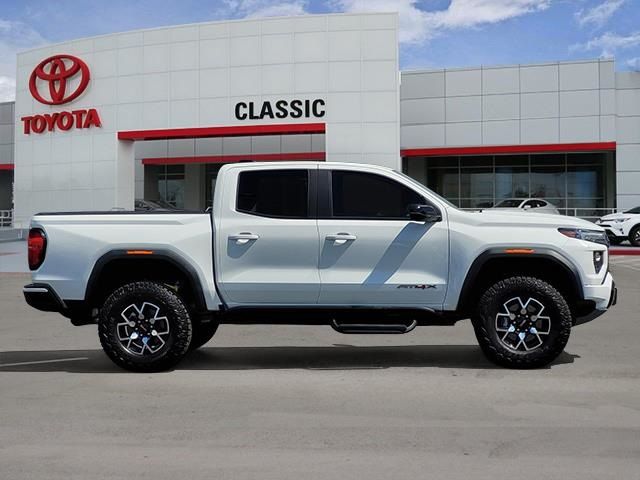 2023 GMC Canyon 4WD AT4X