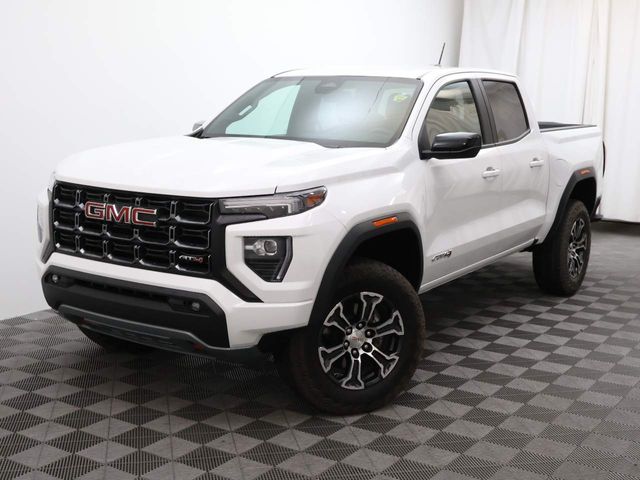 2023 GMC Canyon 4WD AT4