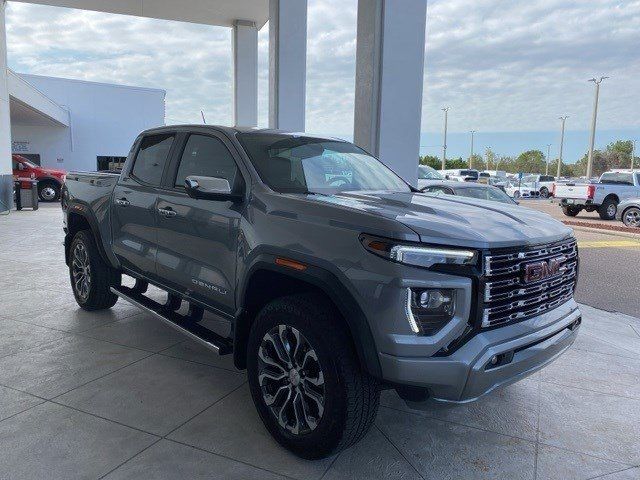 2023 GMC Canyon Denali