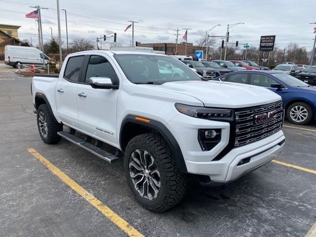 2023 GMC Canyon Denali