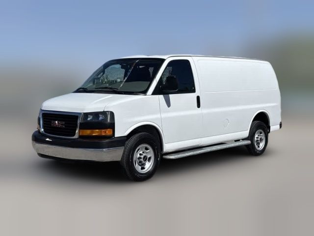 2023 GMC Savana Base