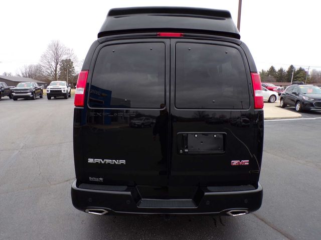 2023 GMC Savana Base