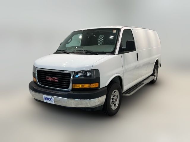 2023 GMC Savana Base