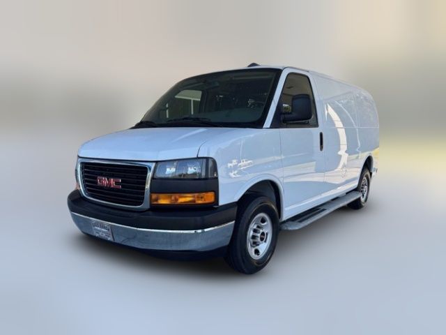 2023 GMC Savana Base
