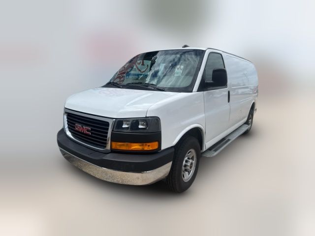 2023 GMC Savana Base