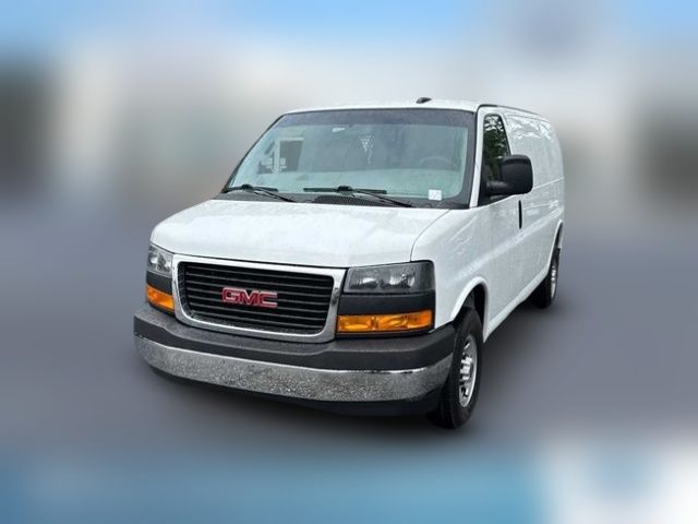 2023 GMC Savana Base