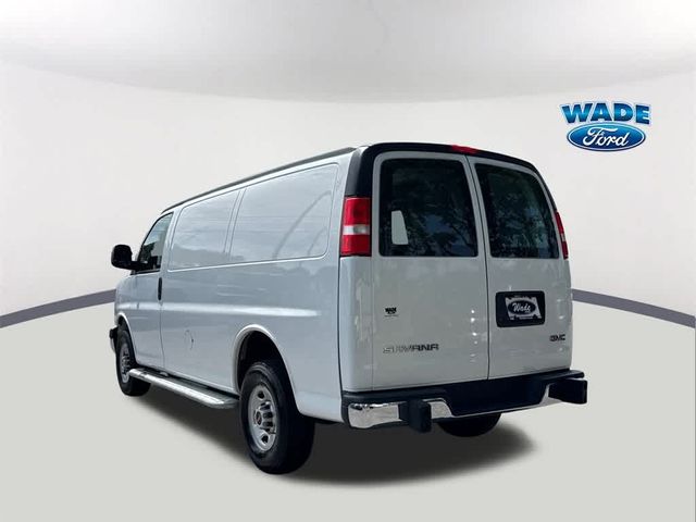 2023 GMC Savana Base