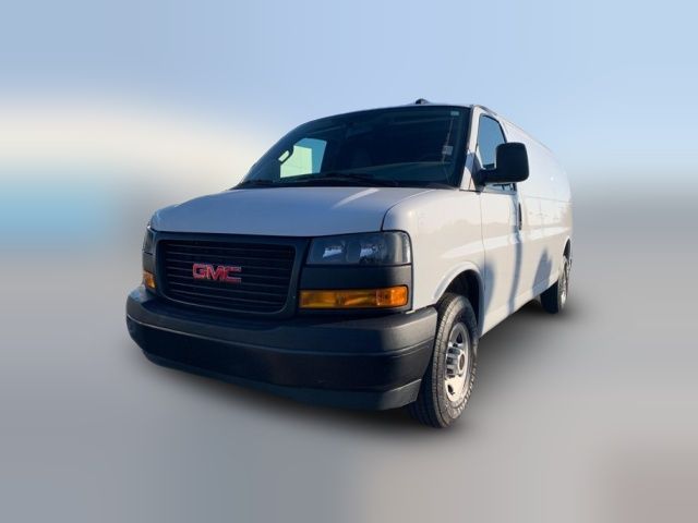 2023 GMC Savana Base