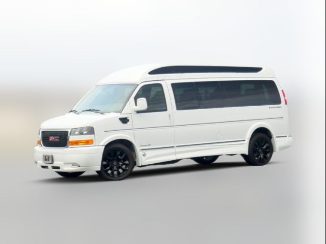 2023 GMC Savana Base