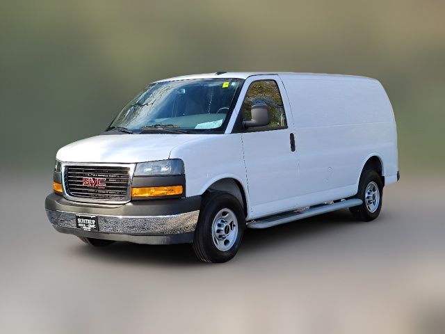 2023 GMC Savana Base