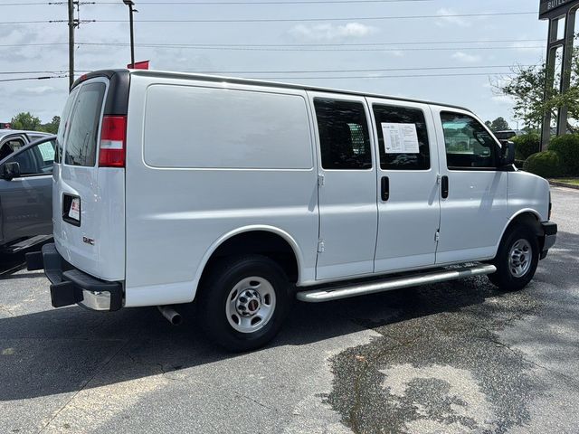 2023 GMC Savana Base