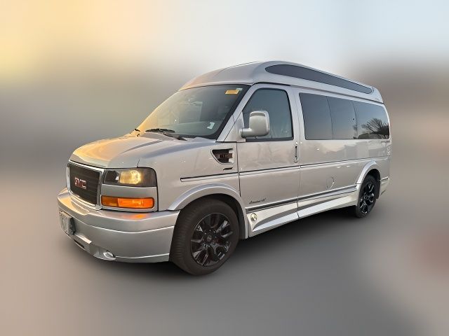 2023 GMC Savana Base