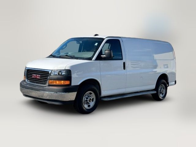 2023 GMC Savana Base