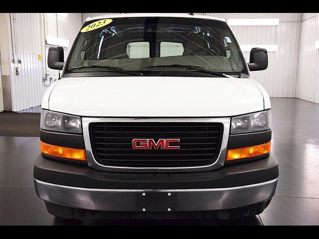 2023 GMC Savana Base