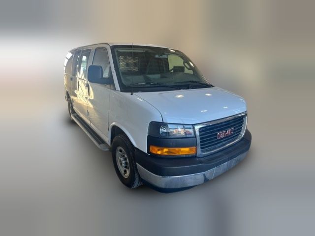 2023 GMC Savana Base