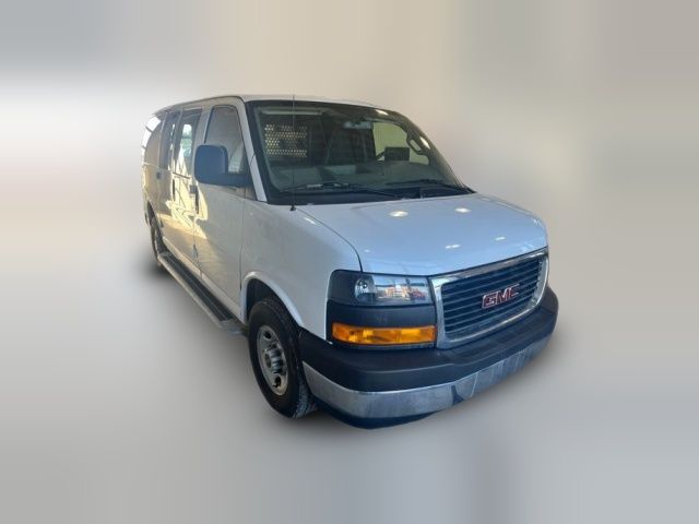 2023 GMC Savana Base