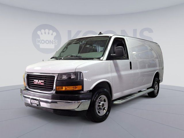 2023 GMC Savana Base