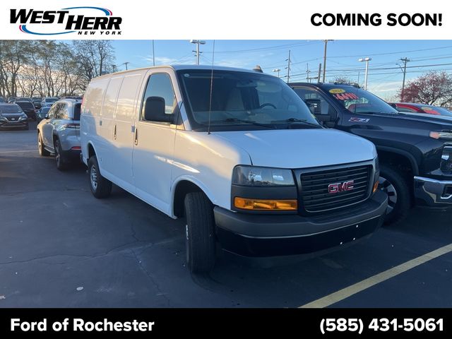 2023 GMC Savana Base