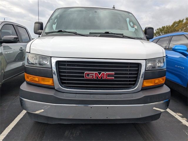 2023 GMC Savana Base