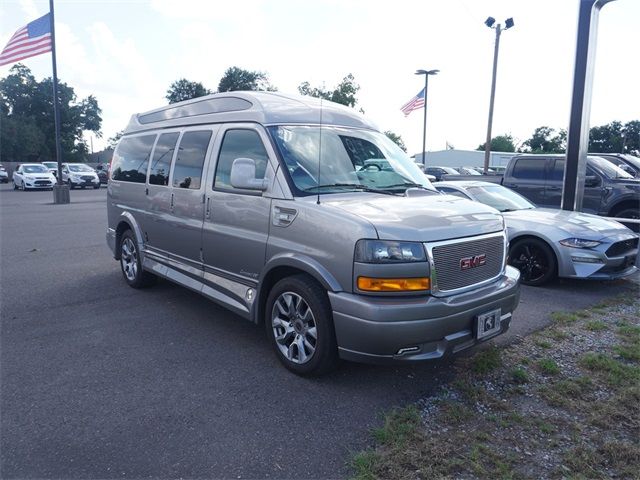 2023 GMC Savana Base