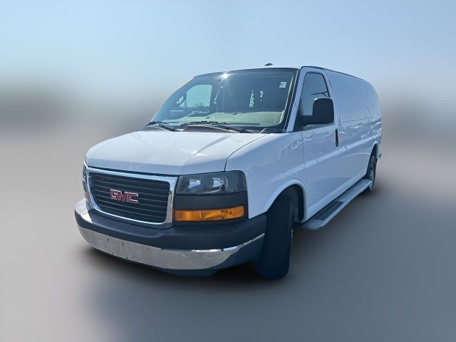 2023 GMC Savana Base