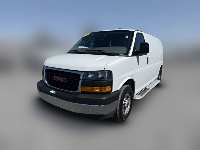2023 GMC Savana Base