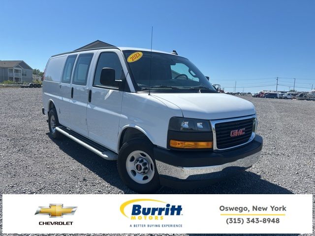 2023 GMC Savana Base