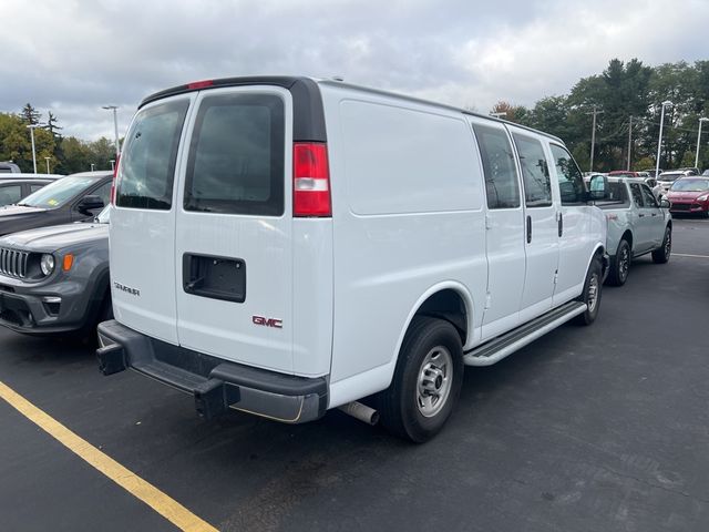 2023 GMC Savana Base