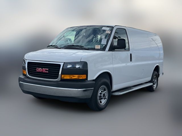2023 GMC Savana Base