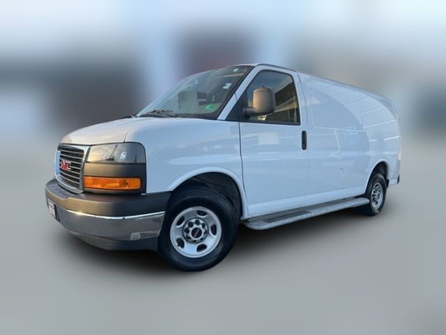 2023 GMC Savana Base