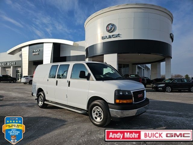 2023 GMC Savana Base