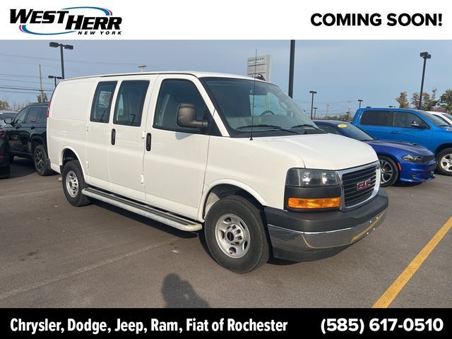 2023 GMC Savana Base