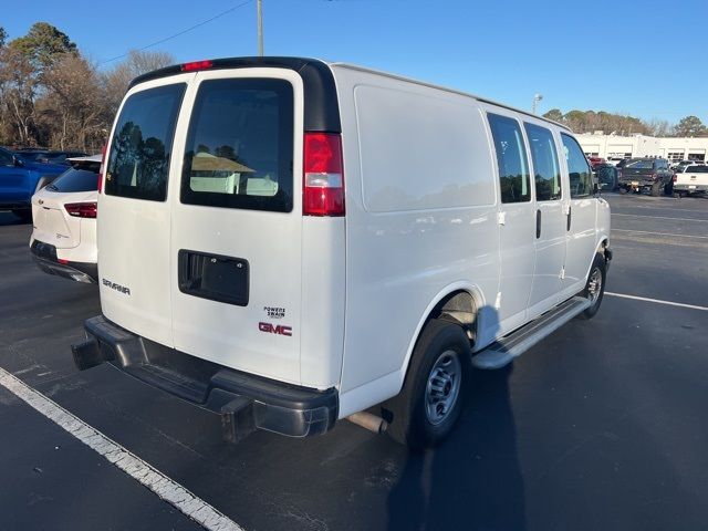 2023 GMC Savana Base