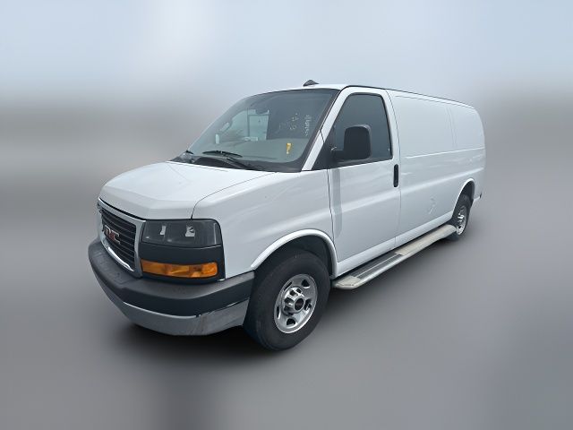 2023 GMC Savana Base