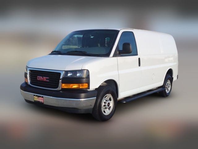 2023 GMC Savana Base