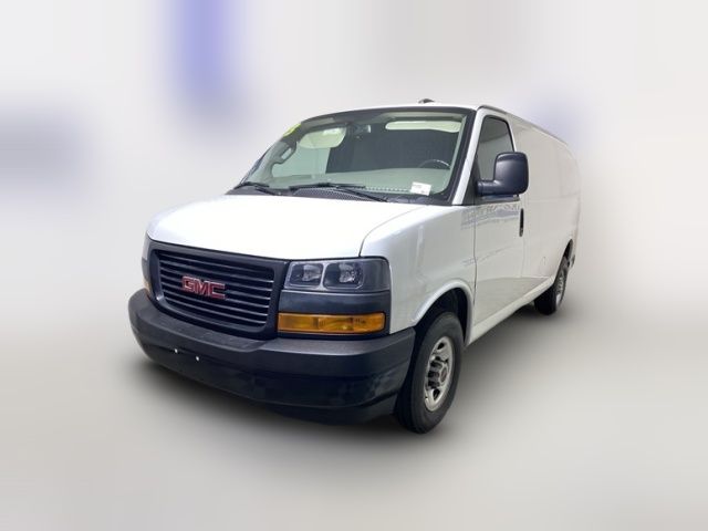 2023 GMC Savana Base