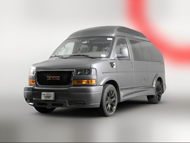 2023 GMC Savana Base