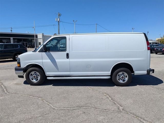 2023 GMC Savana Base