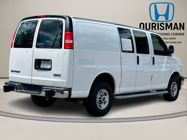 2023 GMC Savana Base